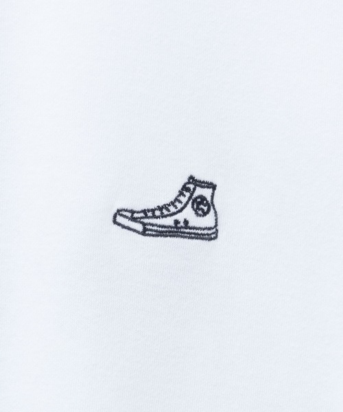 CONVERSE(コンバース)の「CONVERSE 裾ラウンド刺繍 五分袖Tシャツ(Tシャツ/カットソー・レディース・オフホワイト/チャコールグレー/ベージュ・M/L)」の15枚目の写真