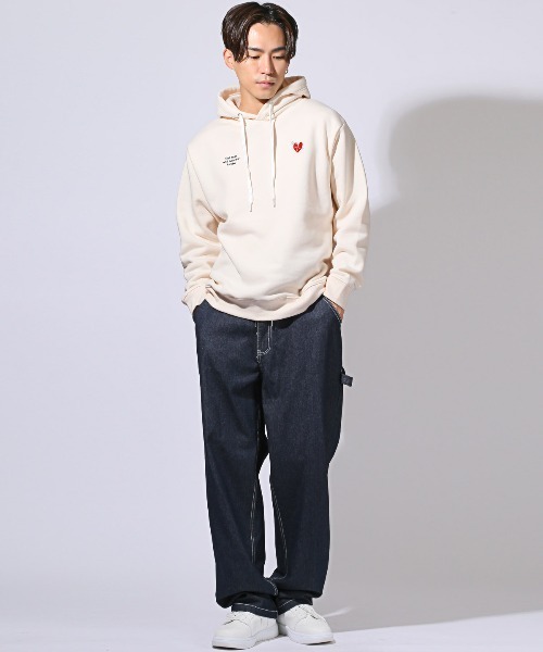 LUXSTYLE(ラグスタイル)の「ワンポイント刺繍入り裏起毛パーカー(パーカー・メンズ・ブラック/ホワイト・M/L/XL)」の5枚目の写真