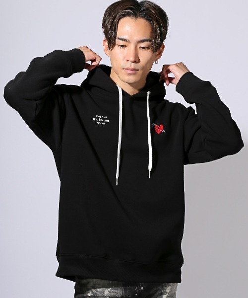 LUXSTYLE(ラグスタイル)の「ワンポイント刺繍入り裏起毛パーカー(パーカー・メンズ・ブラック/ホワイト・M/L/XL)」の6枚目の写真