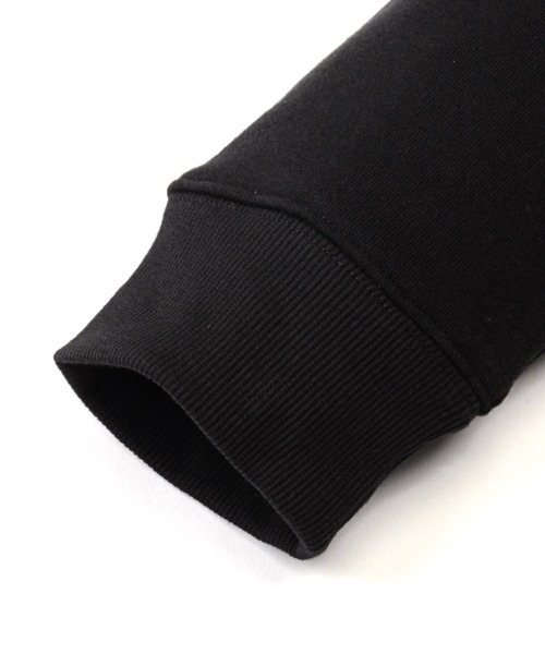 LUXSTYLE(ラグスタイル)の「ワンポイント刺繍入り裏起毛パーカー(パーカー・メンズ・ブラック/ホワイト・M/L/XL)」の18枚目の写真