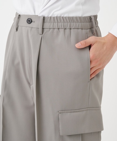 STUDIOUS（ステュディオス）の「NO SEASON WASHABLEWOOL CARGO（カーゴパンツ・メンズ・グレイッシュベージュ/ブラック・2/1）」の18枚目の写真