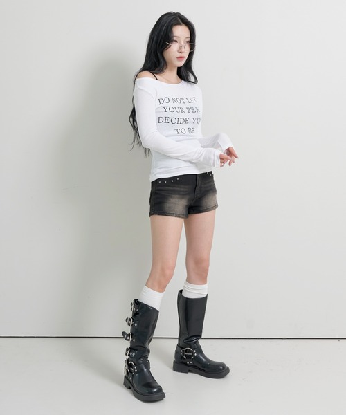 FOLLOWIN(フォロウィン)の「スペリングレタリングシースルーワンショルダー/オフショルダーレイヤードカットソー(Tシャツ/カットソー・レディース・ホワイト/グレー/ブラック・FREE)」の20枚目の写真