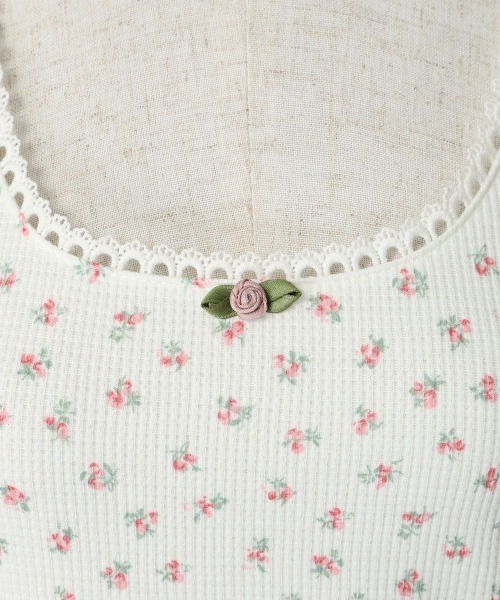 F i.n.t（フィント）の「ローズモチーフ付き小花柄タンクトップ/ fint　フィント（タンクトップ・レディース・ピンク/イエロー/ラベンダー・FREE）」の9枚目の写真
