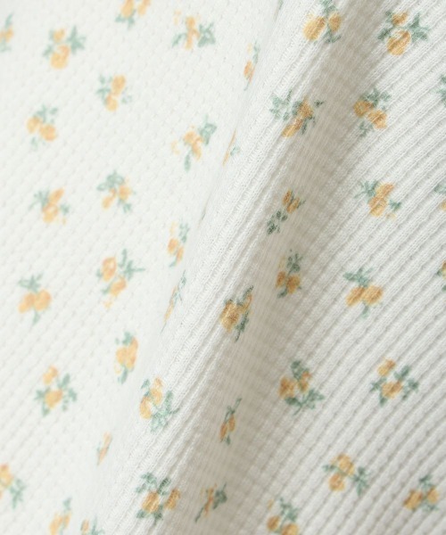 F i.n.t（フィント）の「ローズモチーフ付き小花柄タンクトップ/ fint　フィント（タンクトップ・レディース・ピンク/イエロー/ラベンダー・FREE）」の7枚目の写真