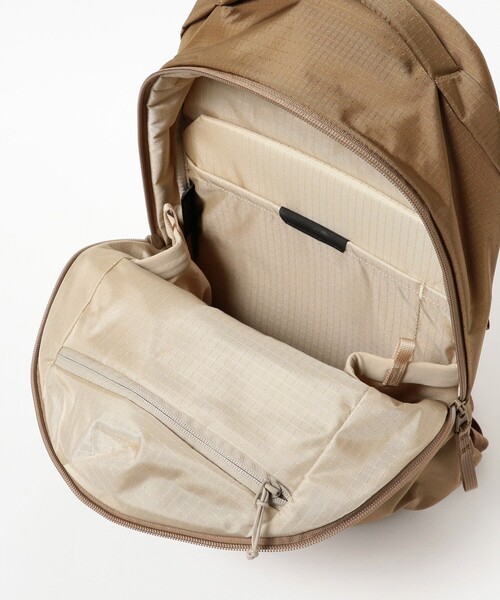 BEAMS(ビームス)の「【MORE VARIATION 開催中】ABLE CARRY / Thirteen Day Bag Ripstop(バックパック/リュック・メンズ・ブラック/ブラウン系その他2・ONE SIZE)」の20枚目の写真
