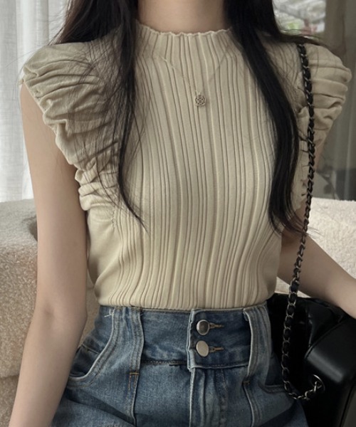 Teem Store（チームストア）の「クシュクシュノースリーブリブニット（ニット/セーター・レディース・ブラウン/ホワイト/アイボリー/ブラック・F）」の7枚目の写真