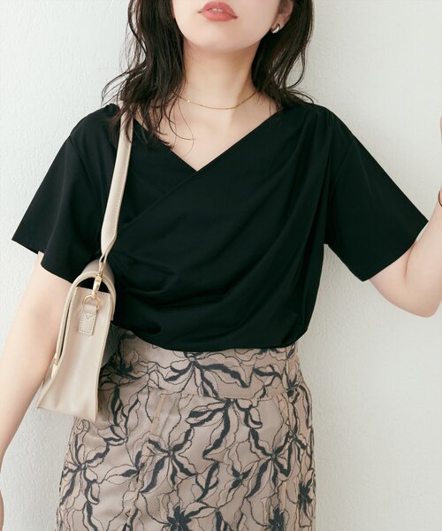 natural couture（ナチュラルクチュール）の「ドレープカットプルオーバー（Tシャツ/カットソー・レディース・サックスブルー/オフホワイト/イエロー/ブラック・FREE）」の13枚目の写真