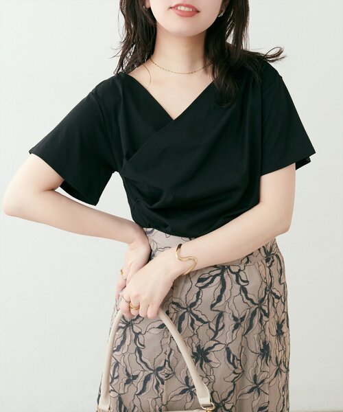 natural couture（ナチュラルクチュール）の「ドレープカットプルオーバー（Tシャツ/カットソー・レディース・サックスブルー/オフホワイト/イエロー/ブラック・FREE）」の14枚目の写真