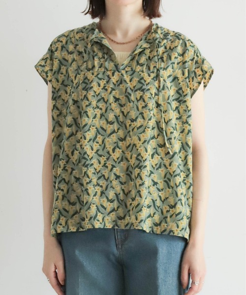 NOMBRE IMPAIR(ノンブルアンペール)の「リンドウPT スキッパーフレンチブラウス(シャツ/ブラウス・レディース・カーキ/チャコールグレー・FREE)」の4枚目の写真