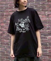 TINY RIOT Tシャツ
