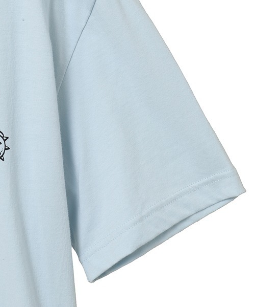 Candy Stripper（キャンディストリッパー）の「TINY RIOT Tシャツ（Tシャツ/カットソー・レディース・オフホワイト/ライトブルー/ブラック/ピンク・M/L/XL）」の7枚目の写真