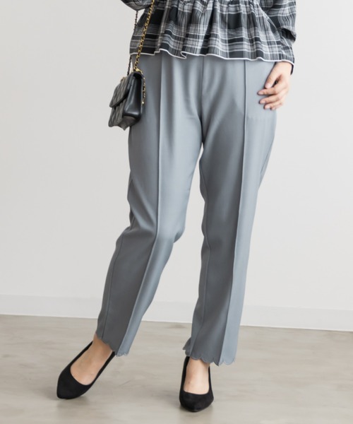 CLETTE(クレット)の「裾スカラップストレートパンツ(その他パンツ・レディース・ピンク/ブルーグレー/ブラック・LL/3L/4L)」の2枚目の写真