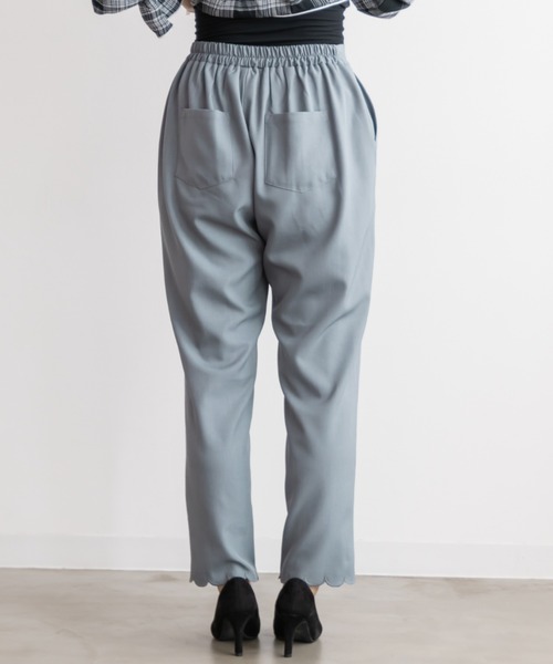 CLETTE(クレット)の「裾スカラップストレートパンツ(その他パンツ・レディース・ピンク/ブルーグレー/ブラック・LL/3L/4L)」の5枚目の写真