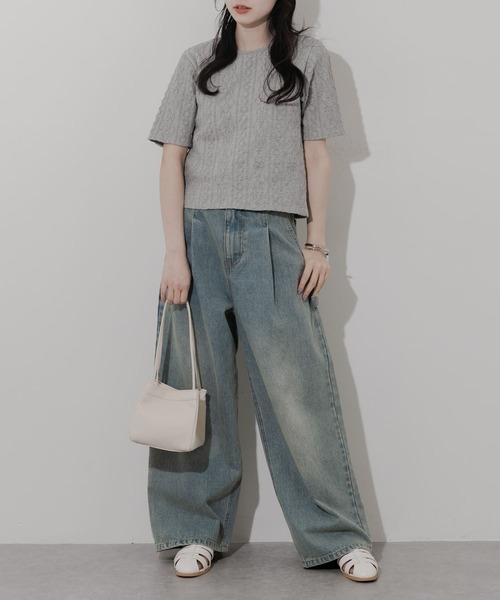 SMELLY（スメリー）の「スクエアミニバッグ（ハンドバッグ・レディース・ブラック/アイボリー・-）」の5枚目の写真