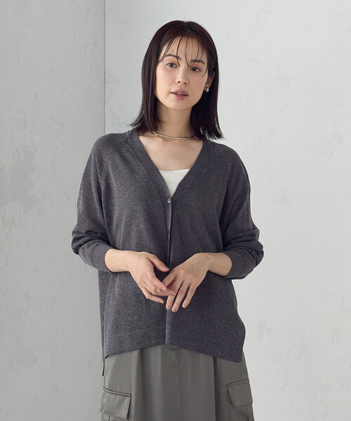 COMME CA ISM(コムサイズム)の「リネン混カーディガン(カーディガン/ボレロ・レディース・キナリ/ブルー/チャコール・FREE)」の15枚目の写真