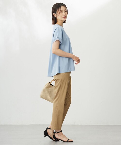 J.PRESS(ジェイプレス)の「【WEB限定・洗える】シャンブレーサテン テーパード パンツ(その他パンツ・レディース・ベージュ系/ダルブルー系/黄土色系/ネイビー系・7/9/11/13)」の14枚目の写真