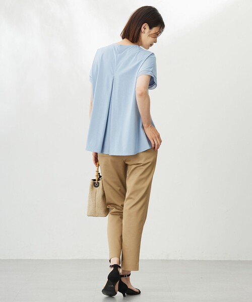 J.PRESS(ジェイプレス)の「【WEB限定・洗える】シャンブレーサテン テーパード パンツ(その他パンツ・レディース・ベージュ系/ダルブルー系/黄土色系/ネイビー系・7/9/11/13)」の15枚目の写真