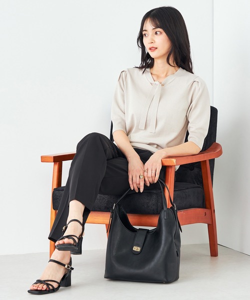 a.v.v（アーヴェヴェ）の「【接触冷感/洗える/イージーケア】美ラクるイージーテーパードパンツ（その他パンツ・レディース・ブルー/アイボリー/ミント/ダークインディゴブルー/グレー系その他/チャコールグレー/ブラック/ネイビー・34/36/40/38/42）」の15枚目の写真