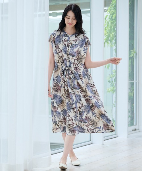 Arnold Palmer（アーノルドパーマー）の「リゾート柄 シャツワンピース（シャツワンピース・レディース・ブラック/ネイビー/グリーン/ベージュ・L/M/S）」の9枚目の写真