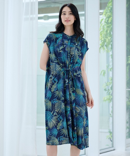 Arnold Palmer（アーノルドパーマー）の「リゾート柄 シャツワンピース（シャツワンピース・レディース・ブラック/ネイビー/グリーン/ベージュ・L/M/S）」の12枚目の写真