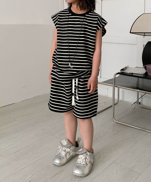 aimoha(アイモハ)の「【aimoha-KIDS-】ボーダーTシャツセットアップ (SS)(セットアップ・キッズ・ブラック・110/120/130/140/150)」の1枚目の写真
