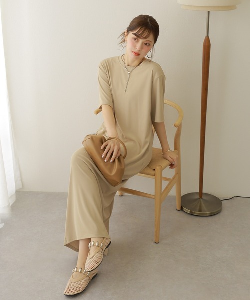 LAULEN（ローレン）の「back open twist long dress /バックオープン ツイスト 半袖 ロング ワンピース（ワンピース・レディース・グレイッシュベージュ/アイボリー/ブラック/ベージュ・FREE）」の14枚目の写真