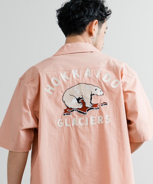 KRIFF MAYER（クリフメイヤー）の「KRIFF MAYER クリフメイヤー オーバーサイズスーベニア刺繍オープンカラー半袖シャツ 2445102（シャツ/ブラウス・メンズ・オフホワイト/ブラック/ピンク/グリーン/マルチ・M/L/XL）」の4枚目の写真