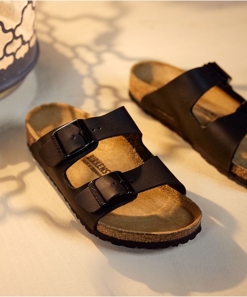 BIRKENSTOCK（ビルケンシュトック）の「BIRKENSTOCK/ビルケンシュトック キッズ サンダル ナロー幅 Arizona Kids BF Black Narrow 555123（サンダル・キッズ・ブラック・27/28/30/31/33/34）」の7枚目の写真