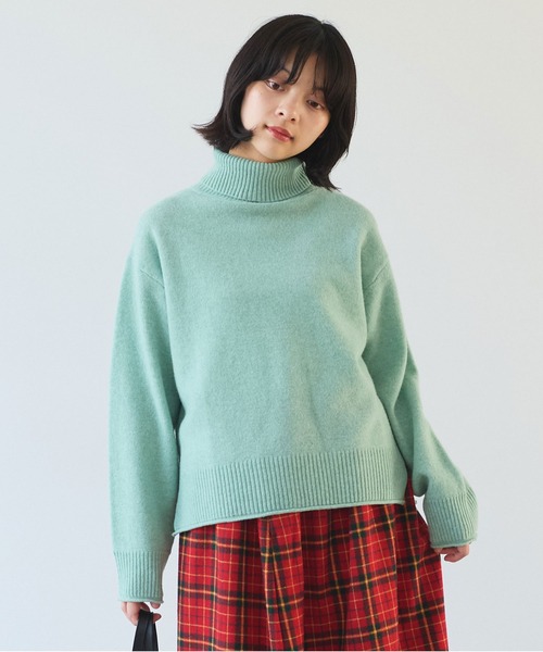 bulle de savon（ビュルデサボン）の「ジーロンラム タートルネックプルオーバー（ニット/セーター・レディース・ライトブルー/ブルー/マスタード/ミント/レッド/ピンク/ダークブラウン・FREE）」の3枚目の写真
