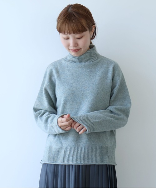 bulle de savon（ビュルデサボン）の「ジーロンラム タートルネックプルオーバー（ニット/セーター・レディース・ライトブルー/ブルー/マスタード/ミント/レッド/ピンク/ダークブラウン・FREE）」の4枚目の写真