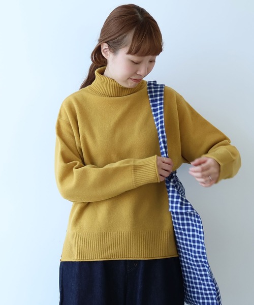 bulle de savon（ビュルデサボン）の「ジーロンラム タートルネックプルオーバー（ニット/セーター・レディース・ライトブルー/ブルー/マスタード/ミント/レッド/ピンク/ダークブラウン・FREE）」の5枚目の写真