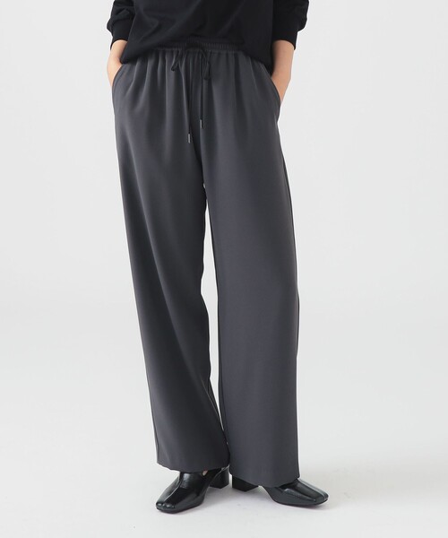B:MING by BEAMS(ビーミングバイビームス)の「イージー パンツ(S~M)(スラックス・レディース・ブラック/チャコールグレー・MEDIUM/SMALL)」の13枚目の写真