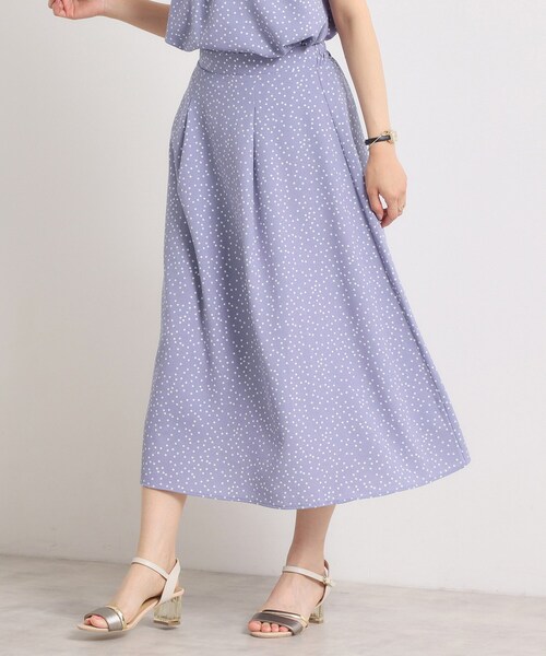 ITS'DEMO（イッツデモ）の「【UVカット／速乾／冷感／洗濯機OK／洗濯後しわになりにくい】麻調ストレッチタックスカート＜ラク服シリーズ＞（スカート・レディース・サックスブルー系/ブラック系/ネイビー/ホワイト系3・00）」の4枚目の写真