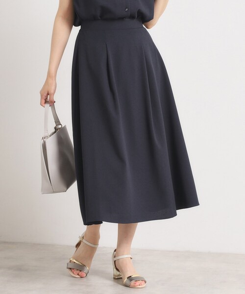 ITS'DEMO（イッツデモ）の「【UVカット／速乾／冷感／洗濯機OK／洗濯後しわになりにくい】麻調ストレッチタックスカート＜ラク服シリーズ＞（スカート・レディース・サックスブルー系/ブラック系/ネイビー/ホワイト系3・00）」の3枚目の写真
