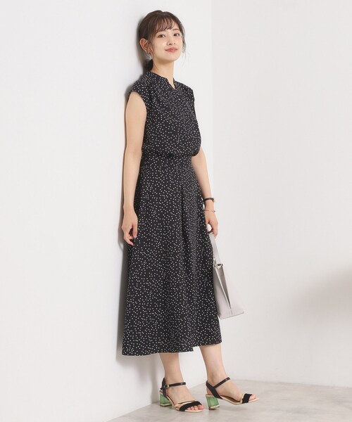 ITS'DEMO（イッツデモ）の「【UVカット／速乾／冷感／洗濯機OK／洗濯後しわになりにくい】麻調ストレッチタックスカート＜ラク服シリーズ＞（スカート・レディース・サックスブルー系/ブラック系/ネイビー/ホワイト系3・00）」の5枚目の写真