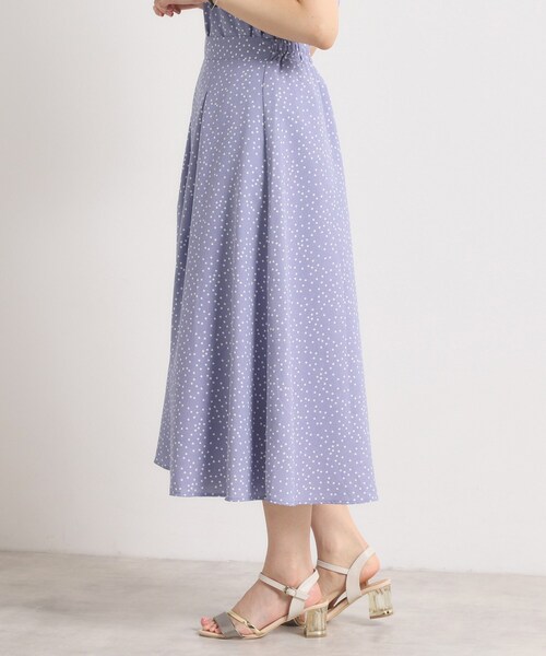 ITS'DEMO（イッツデモ）の「【UVカット／速乾／冷感／洗濯機OK／洗濯後しわになりにくい】麻調ストレッチタックスカート＜ラク服シリーズ＞（スカート・レディース・サックスブルー系/ブラック系/ネイビー/ホワイト系3・00）」の15枚目の写真