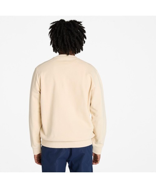 Timberland（ティンバーランド）の「ツリーロゴ パッチ クルーネック スウェットシャツ メンズ（スウェット・メンズ・ライトホワイト・LARGE/MEDIUM/SMALL/X-LARGE/XX-LARGE）」の4枚目の写真