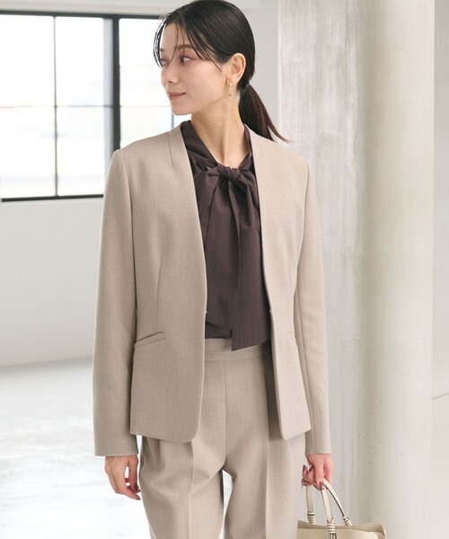 green label relaxing（グリーンレーベルリラクシング）の「ダブルクロス ノーラペル ジャケット ウォッシャブル ストレッチ（ノーカラージャケット・レディース・ブラック/ネイビー/ベージュ/グレー・42/40/38/36/34/46/44）」の6枚目の写真