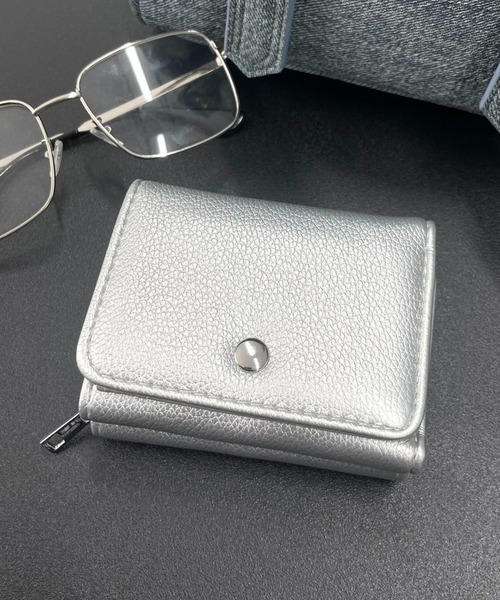 WEGO（ウィゴー）の「WEGO/シンプルフラップミニウォレット（財布・レディース・ブラック/その他1/ブルー系その他/シルバー/オフホワイト/その他2/その他3・FREE）」の4枚目の写真