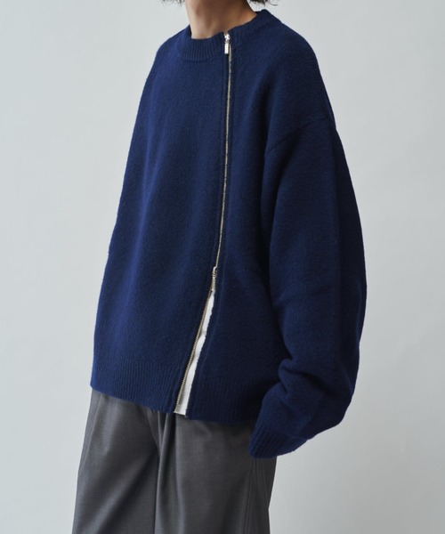 Neucon/ニューコン】ツイストZIPデザインオーバサイズクルーネック