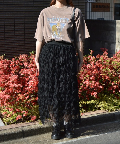 spiritoso(スピリトーゾ)の「【spiritoso】World Tourタイガープリント ピグメントTシャツ(Tシャツ/カットソー・レディース・ブラウン/ライトグリーン/ラベンダー/サックスブルー/グレイッシュベージュ/ライトグレー・FREE)」の9枚目の写真