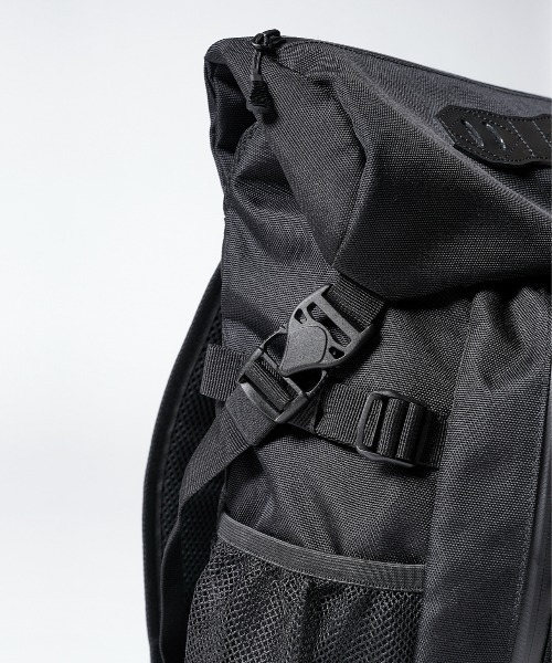 MAKAVELIC（マキャベリック）の「Double Line 4 Backpack（バックパック/リュック・メンズ・ブラック・ONESIZE）」の9枚目の写真
