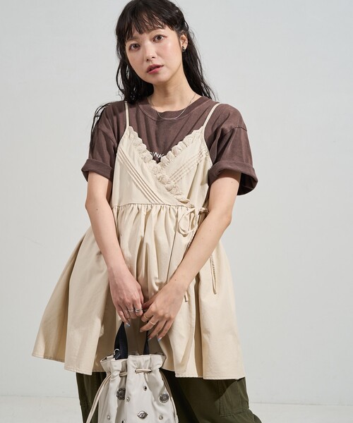 FREAK'S STORE(フリークスストア)の「レースギャザーカシュクールチュニック<セットアップ対応>(チュニック・レディース・オフホワイト/ブルー/ブラック/オリーブ・フリ-)」の8枚目の写真