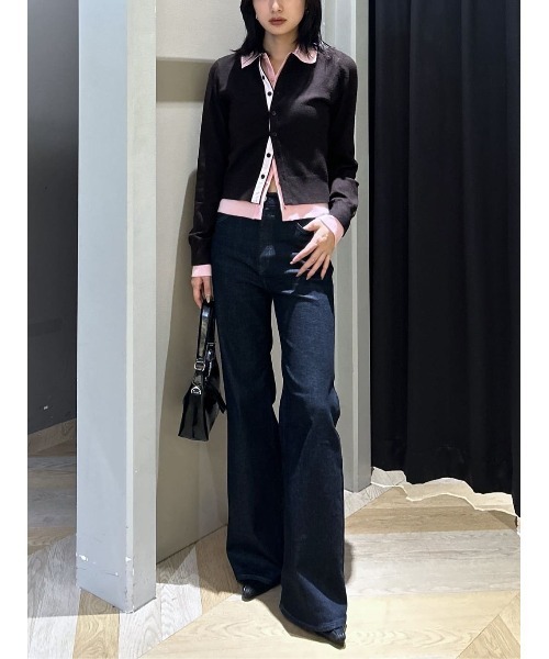 MOUSSY(マウジー)の「ADVANCED LONG LEG FLARE(デニムパンツ・レディース・ダークブルー/ブルー/ワンウォッシュ・23inch/24inch/25inch/26inch/27inch)」の21枚目の写真