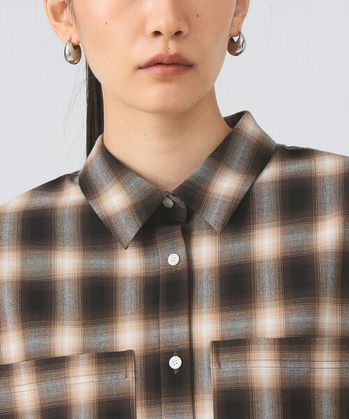 Ray BEAMS（レイビームス）の「オンブレチェック ビッグ シャツ（シャツ/ブラウス・レディース・ダークブラウン/ブラック・ONE SIZE）」の18枚目の写真