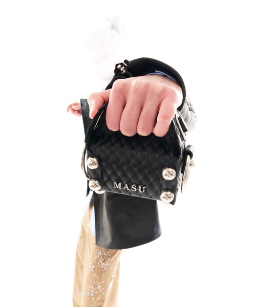 MASU（エムエーエスユー）の「LEATHER CAKE BAG PETIT（ハンドバッグ