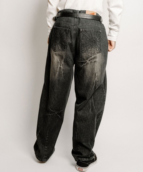 Subciety（サブサエティ）の「Cobweb curved denim pants（デニムパンツ・メンズ・インディゴブルー/ブラック・X-LARGE/LARGE/MEDIUM/SMALL）」の10枚目の写真