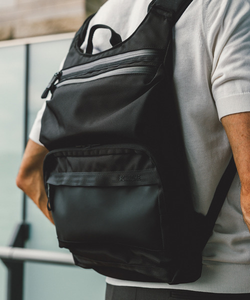 CHROME（クローム）の「［ CHROME / クローム ］AXCEL BRIEF PACK SLIM BK_BLACK / アクセル ブリーフパック スリム ブラック 耐水 10L バックパック ビジネスバッグ 完全防水ポケット 15インチPC収納（バックパック/リュック・メンズ・ブラック・FREE）」の2枚目の写真