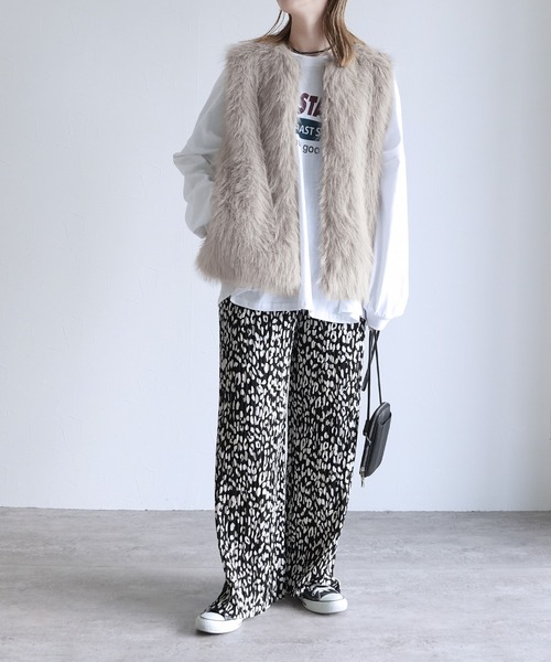 reca(レカ)の「フォックス風ファーベスト(ベスト・レディース・アイボリー/チャコールグレー/グレイッシュベージュ・FREE)」の7枚目の写真