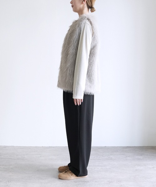 reca(レカ)の「フォックス風ファーベスト(ベスト・レディース・アイボリー/チャコールグレー/グレイッシュベージュ・FREE)」の9枚目の写真